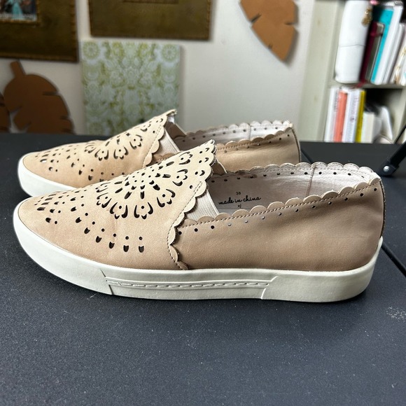 Joie Beige Nude Faux Leather Lace Laser Cut Out Almond Toe Slip On Loafer EUR 38 - Picture 6 of 12